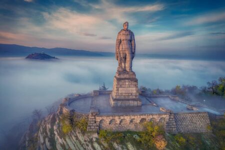 Предлагат глоба 3000лв. за кмета, ако не бутне Альоша!