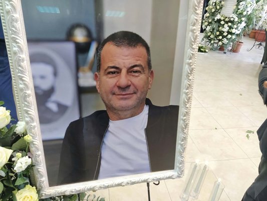 Снимка от поклонението пред Илиян Филипов в Пловдив на 7 октомври 2026 г.